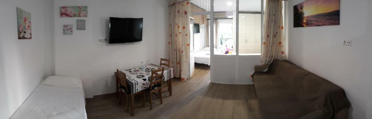 Apartamentos Minerva Jc بينالماذينا المظهر الخارجي الصورة